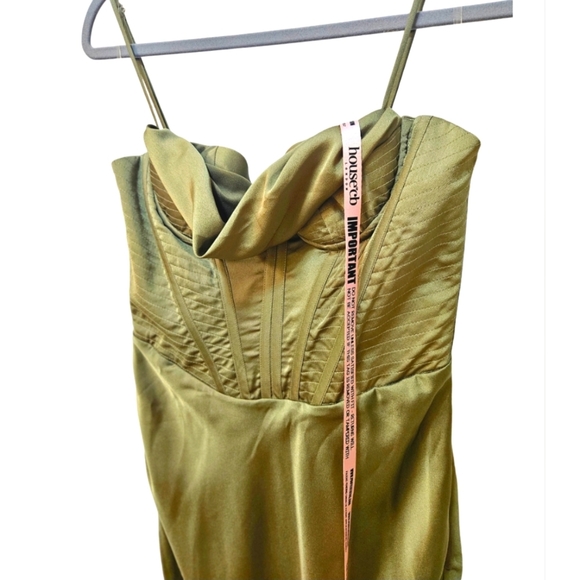 Stunning House of CB Corset dress in Olive green NWT Myrna - Picture 3 of 4